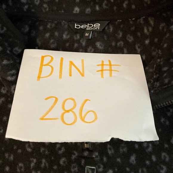 Bebe Sport Pullover Jacket Womens Sz M Black Gray Leopard Fleece 1/4 Zip LOGO - Picture 8 of 8